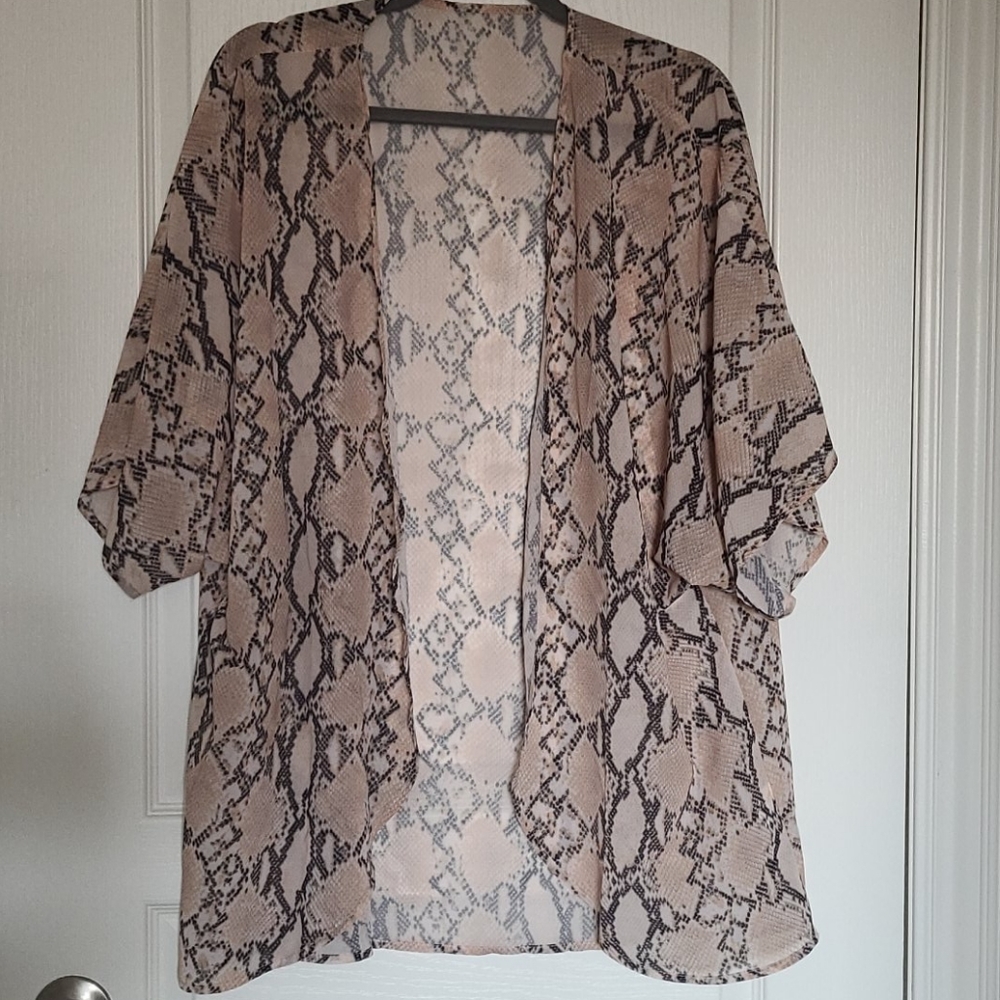 Snake skin chiffon kimono/cardigan